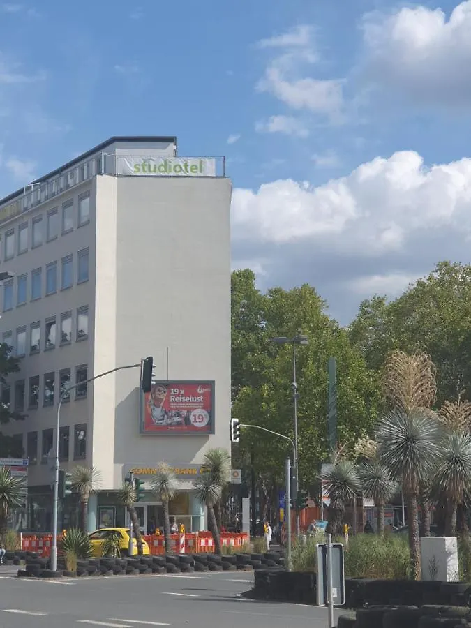 Studiotel Top Loft Dusseldorf Hotel